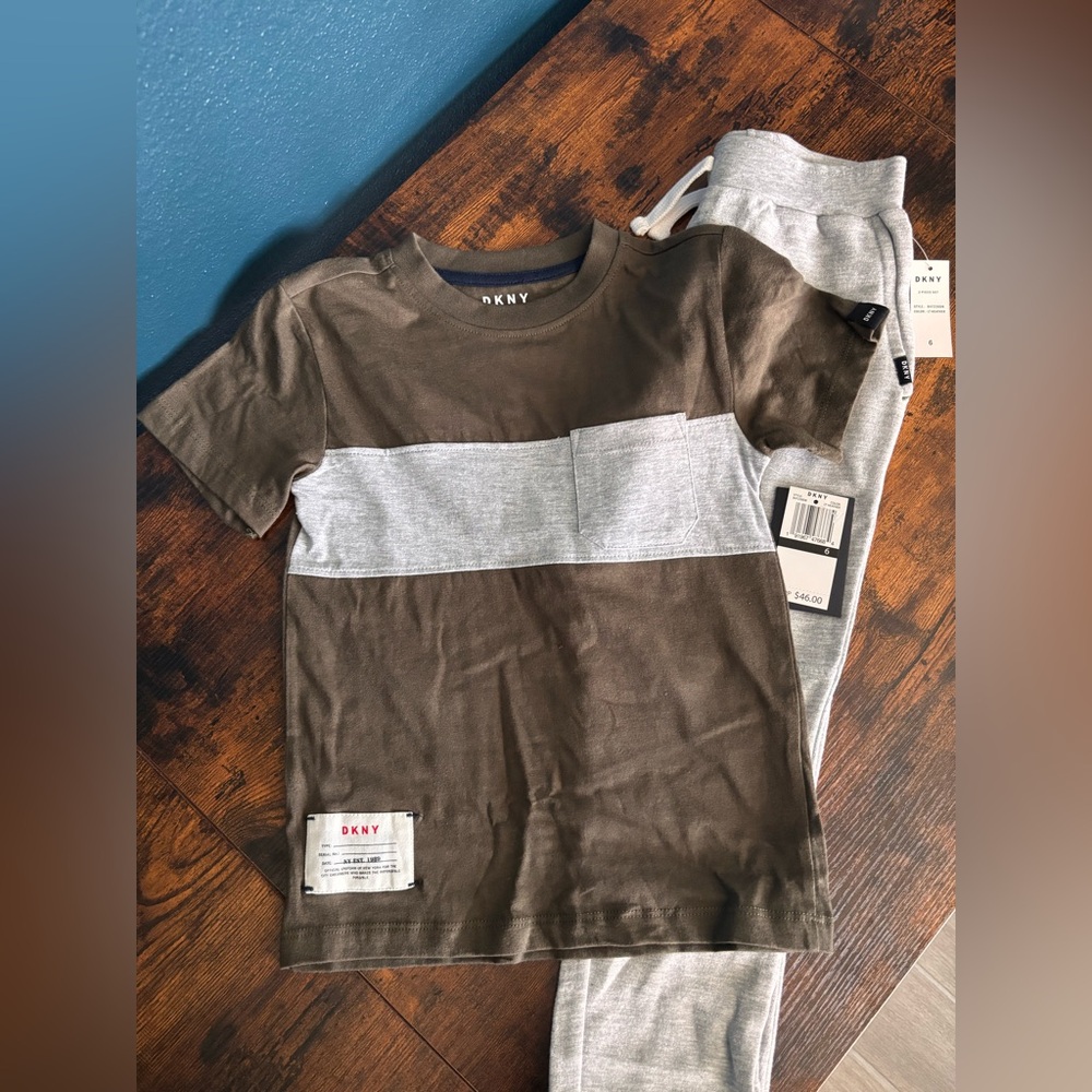 BNWT - DKNY Kids Brown and Gray T-Shirt and pant set. Size 6